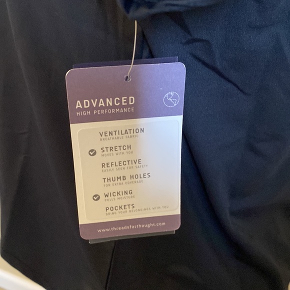 Black Performance Active Top - Picture 9 of 15